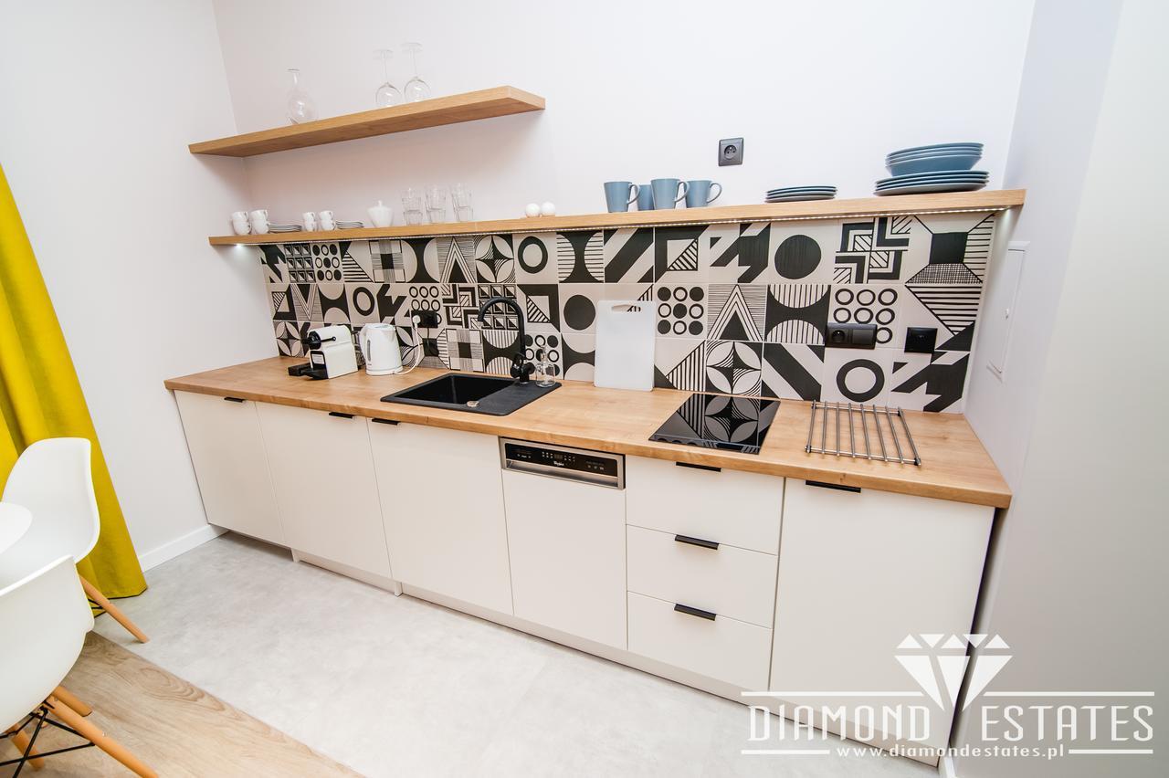 Apartamenty Diamond Estates Краков Экстерьер фото